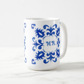 Mug Monogramme de carreau bleu portugais (Devant droit)