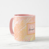 Mug monogramme de feuillage de palmier rose or rose (Devant gauche)