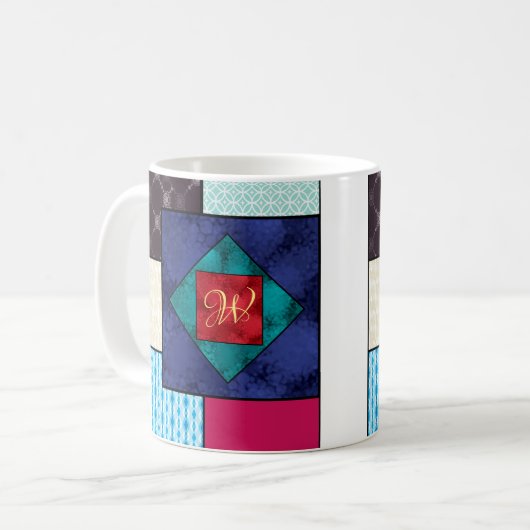 Mug Monogramme de la surface composée en patchwork (Devant gauche)