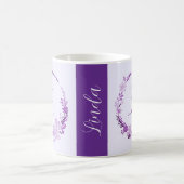 Mug Monogramme de lettre initiale floral violet élégan (Centre)