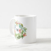 Mug Monogramme de Noël de Winterberry Holly et Juniper (Devant gauche)