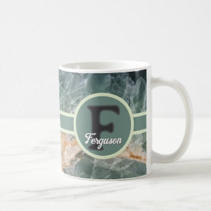 Mug Monogramme de nom de famille initial de pierre pré