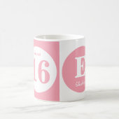 Mug Monogramme de nom Sweet 16 rose et blanc (Centre)