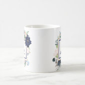 Mug Monogramme de rose florale bleue (Centre)