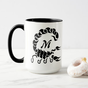 Mug Monogramme de scorpion noir de tribus