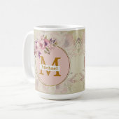 Mug Monogramme doré floral élégant | Nom & Initiale (Devant gauche)