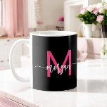 Mug Monogramme élégant moderne rose chaud noir<br><div class="desc">Sirotez un verre de style avec notre Monogram Stylish Hot Pink Coffee Mug! Doté d'un design rose vif, ce mug est personnalisé avec votre monogramme dans une police moderne et élégante pour une touche chic et personnalisée. Parfait pour votre café ou thé du matin, il allie esthétique à la mode...</div>