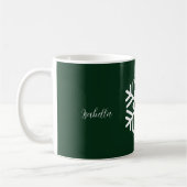 Mug Monogramme et gros flocon blanc sur Forest Green (Gauche)