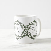 Mug Monogramme Eucalyptus Feuilles Élégant moderne (Devant droit)