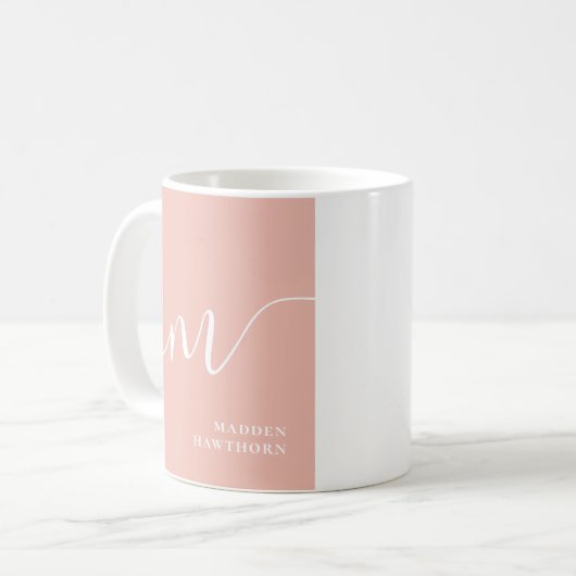 Mug Monogramme fillette Script Calligraphie Coral Blus (Devant gauche)