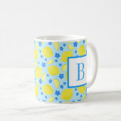 Mug Monogramme Fleur Bleu Citron initial personnalisé (Devant droit)
