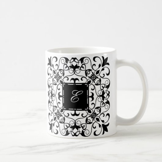 Mug Monogramme fleuri romantique noir et blanc (Droite)