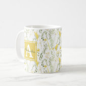 Mug Monogramme floral Fleur sauvage moderne, jaune vif (Devant gauche)