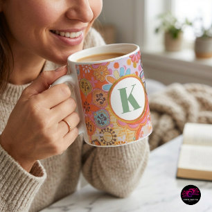 Mug Monogramme Floral Rétro Motif Groovy