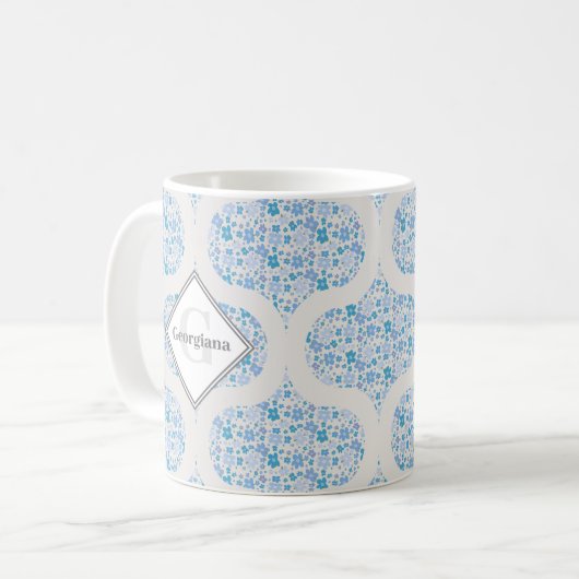Mug Monogramme Flore rétro Berry Blues Mid Ogee (Devant gauche)