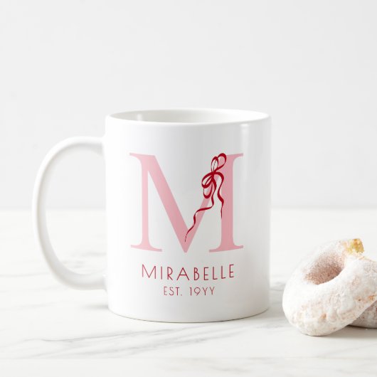 Mug Monogramme girly chic rose initiale moderne (Avec donut)
