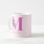 Mug Monogramme initiale de nom floral rose aquarelle (Devant gauche)