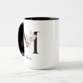 Mug Monogramme, lettre M avec fleurs d'aquarelle (Devant gauche)