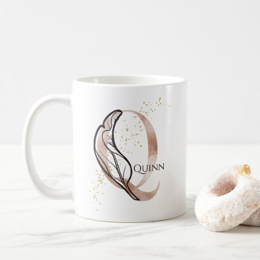 Mug Monogramme Lettre moderne initiale Q Boho personna (Avec donut)