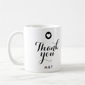 Mug Monogramme minimaliste en Merci de Mariage blanc (Gauche)