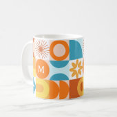 Mug Monogramme moderne du milieu du siècle (Devant gauche)