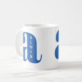 Mug Monogramme moderne initial avec nom personnalisé (Devant gauche)