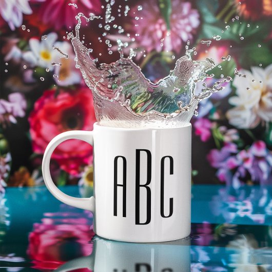 Mug Monogramme Moderne Trois Lettres Noir
