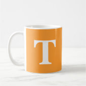 Mug Monogramme moderne uni orange sur mesure (Gauche)