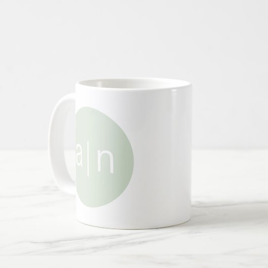 Mug Monogramme moderne - Vert (Devant gauche)