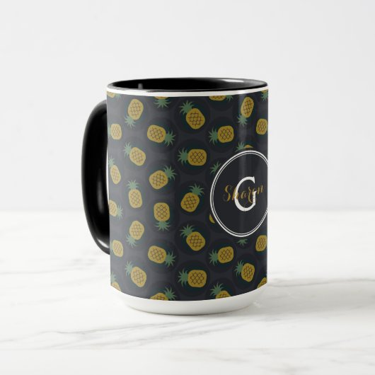 Mug Monogramme motif d'ananas noir rétro (Devant gauche)