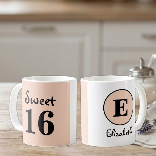 Mug Monogramme nom Sweet 16 pêche