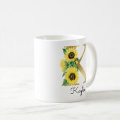 Mug Monogramme Or Soleil Fleur Femme Initiale K (Devant droit)