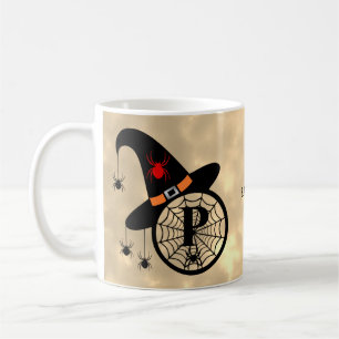 Mug Monogramme P Halloween Sky Witch Nom des araignées