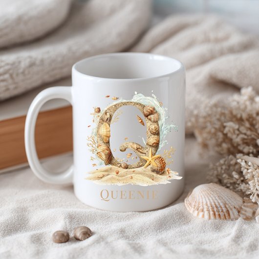 Mug Monogramme personnalisé de la côte initiale Q Plag
