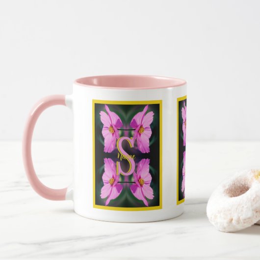 Mug Monogramme personnalisé initial nom Rose Cosmos (Avec donut)