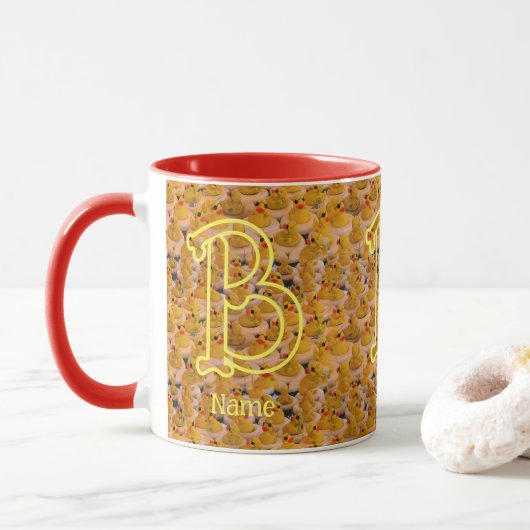 Mug Monogramme personnalisé initiale nom canards en ca (Avec donut)