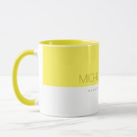 Mug Monogramme personnalisé jaune citron moderne Nom e (Gauche)
