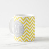 Mug Monogramme personnalisé par zigzag jaune de (Devant gauche)