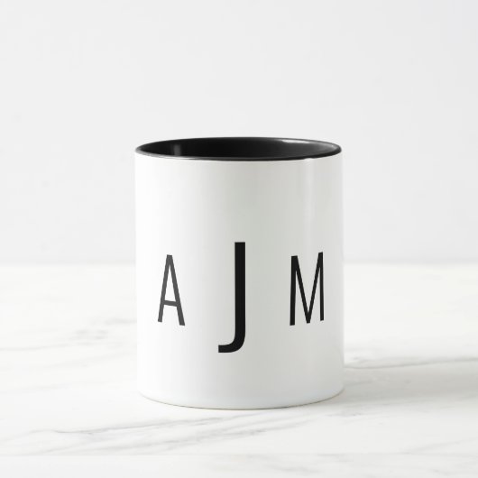 Mug Monogramme personnalisé Police moderne simple (Centre)
