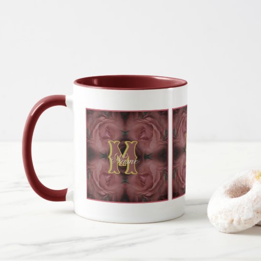 Mug Monogramme personnalisé Votre initiale Nom Roses v (Avec donut)