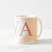 Mug Monogramme rétro gras blanc orange pêche pastel (Devant droit)