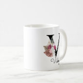 Mug Monogramme rose Boho girly floral initiale V (Devant droit)