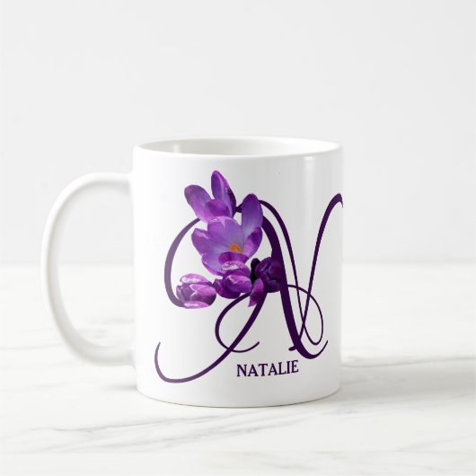 Mug Monographie de nom Natalie personnalisée à fleurs  (Gauche)