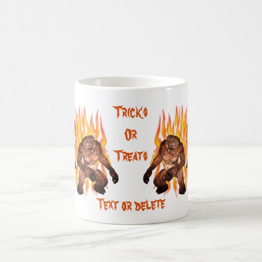 Mug Monster Gremlin Flames Halloween Personnalisé (Centre)