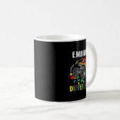 Mug Monster Truck Embrasser les différences Shirt Boy  (Devant droit)