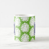 Mug Monstera Feuille Green Navy Moderne Monogramme Côt (Centre)