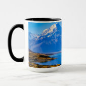 Mug Mont Cook surplombant le lac Pukaki, NZ (Gauche)