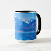 Mug Mont Cook surplombant le lac Pukaki, NZ (Devant droit)