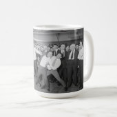 Mug Moquerie de Jack Dempsey luttant contre Harry (Devant droit)