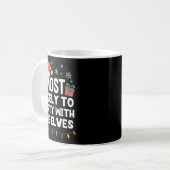 Mug Most Likely To Party With The Elves Christmas Funn (Devant gauche)